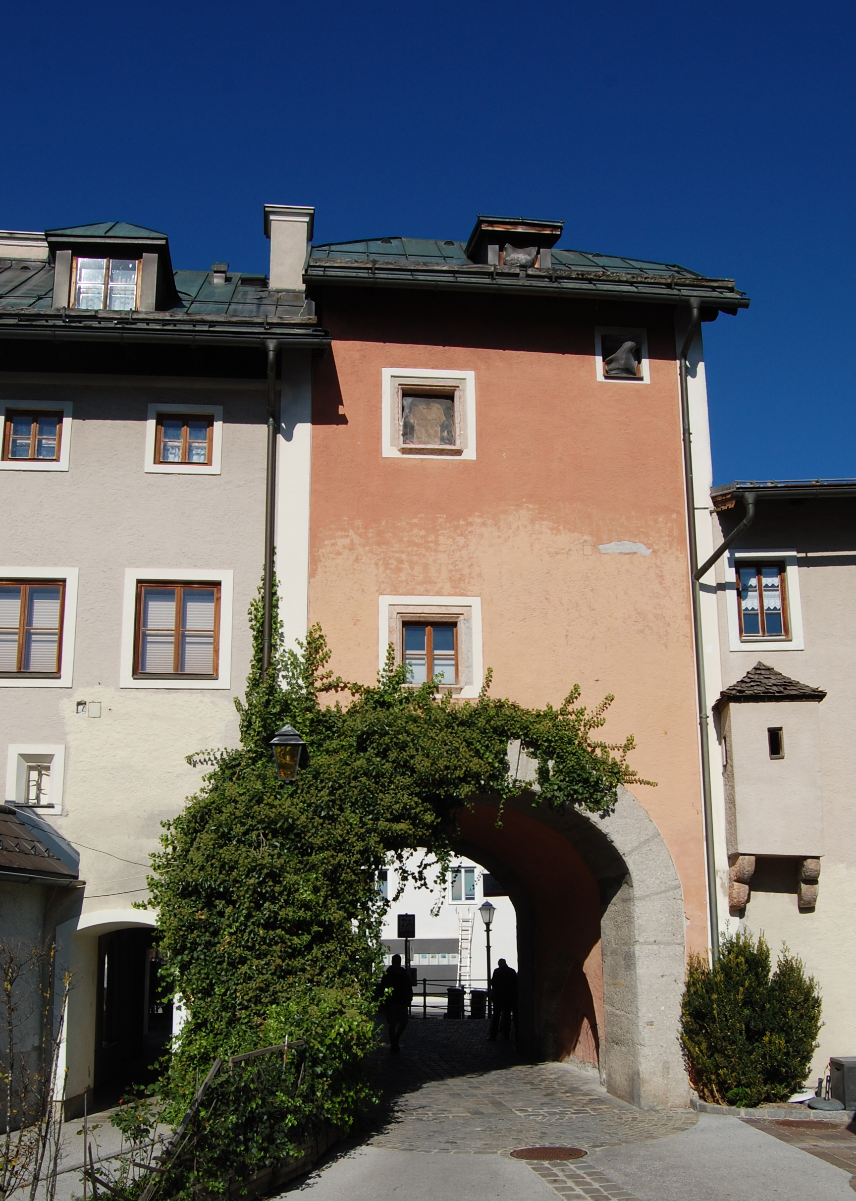 Rest der mittelalterlichen Stadtbefestigung: Das Halleiner Griestor. © Keltenmuseum Hallein, Foto: Wendling
