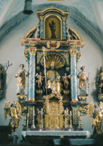 Altar in der Kirche St. Nikolaus © C. Soika