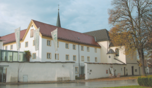 Das ehem. Kapuzinerkloster in Laufen an der Salzach © H. Roth