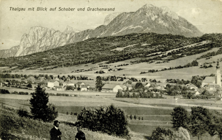 Der Markt Thalgau um 1900 mit Blick auf den Schober und die Drachenwand. (SLA, Fotos. A 20345; Repro SLA)