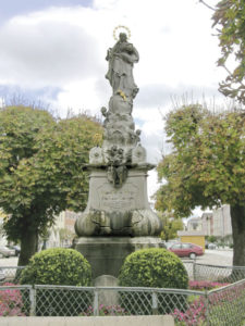 Marienstatue von J. G. Itzlfelder (1758) am Stadtplatz. © S. Schwedler