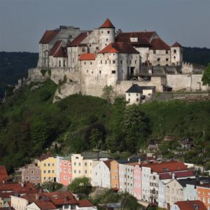Hauptburg Burghausen und Messerzeile © Burghauser Touristik GmbH