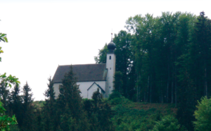 St. Georg am Berg in Vachendorf © C. Soika
